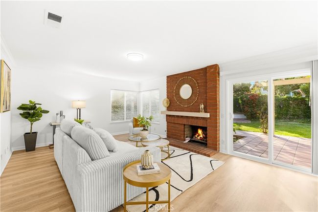 19 Alameda, House other with 5 bedrooms, 3 bathrooms and 2 parking in Irvine CA | Image 13