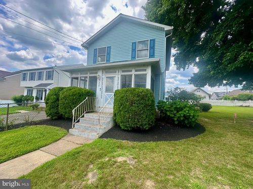 228 Brook St, WILLOW GROVE, PA, 19090-2104 | Card Image