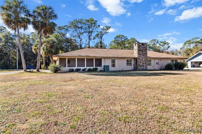809 N Golf Course Dr, House other with 3 bedrooms, 2 bathrooms and 3 parking in Crystal River FL | Image 31