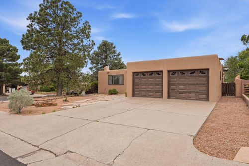 11101 Arvada Ave Ne, Albuquerque, NM, 87112-3211 | Card Image