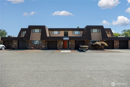 unit-d103-2913 W John Day Ave, Kennewick, WA, 99336-2752 | Card Image