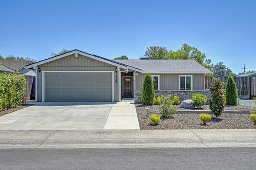 5480 Granite Dell Ct, Loomis, CA, 95650-9227 | Card Image