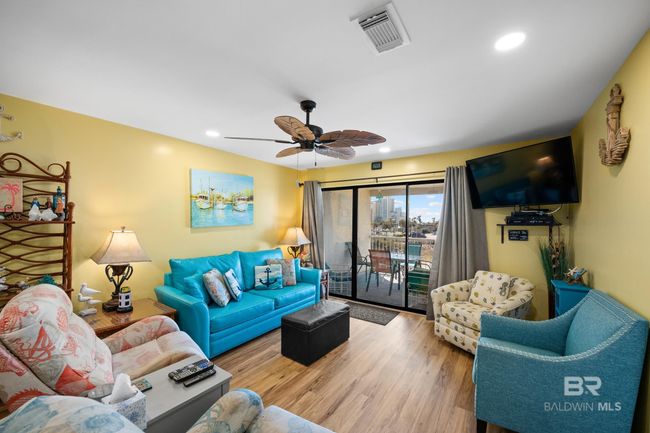 Newer LVP Flooring | Image 5