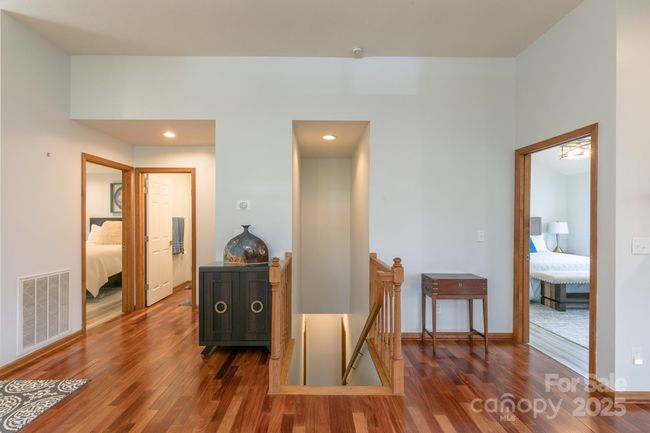 C - 220 Stoney Falls Loop, Condo with 3 bedrooms, 3 bathrooms and null parking in Burnsville NC | Image 19