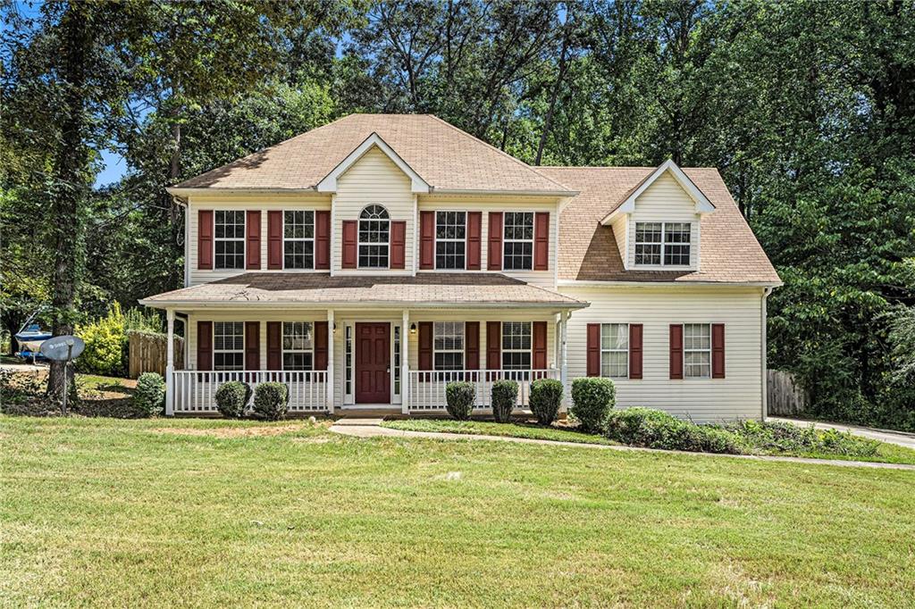 Coral Lake Dr, Flowery Branch, GA 30542