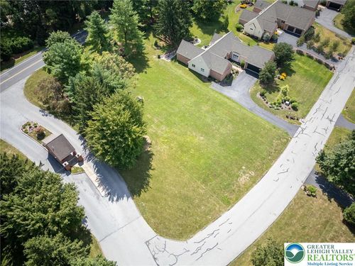 2520 Gracie Lone, Macungie, PA, 18062 | Card Image