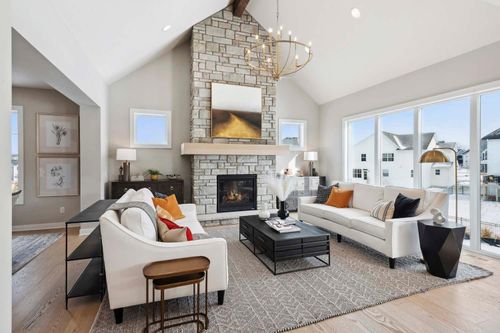 6513 Timber Arch Dr, Chaska, MN, 55318-5010 | Card Image