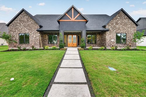 1009 Devonshire Dr S, Forney, TX, 75126-3812 | Card Image