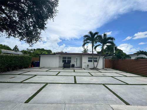 6105 Funston St, Hollywood, FL, 33023-1826 | Card Image