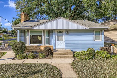 16418 Minnetonka Blvd, Minnetonka, MN, 55345-1309 | Card Image