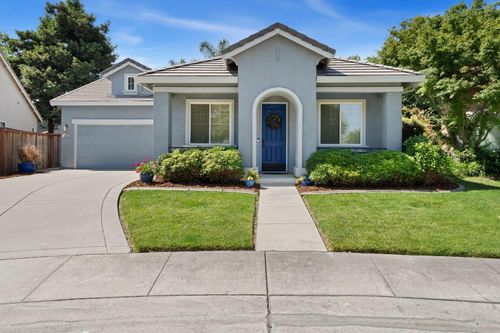450 Forastera Circle, Sacramento, CA, 95834 | Card Image
