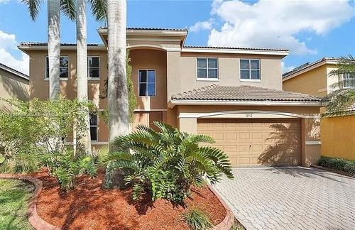 1042-1042 Sunflower Cir, Weston, FL, 33327-2104 | Card Image