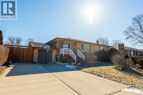 1146 O'Rae Ave, Sarnia, ON, N7S3G9 | Card Image