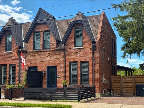 192 Stanley St, Ayr, ON, N0B1E0 | Card Image