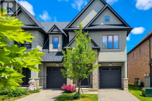 52 Sonoma Valley Cres, Hamilton, ON, L9B0J3 | Card Image