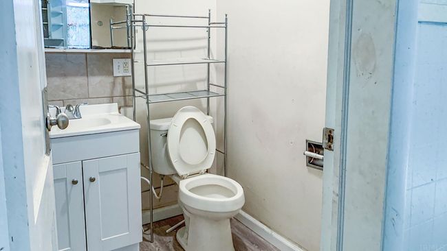 1227 Cedar St, House other with 3 bedrooms, 1 bathrooms and null parking in South Bend IN | Image 6