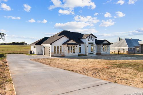 116 Western Way, Adkins, TX, 78101 | Card Image
