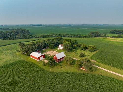 2020 271st Ave, Dawson, MN, 56232-4186 | Card Image