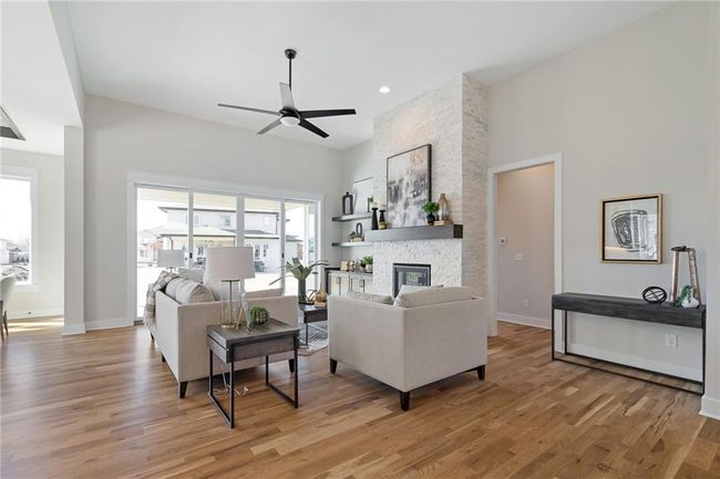 9069 Shady Bend Rd, House other with 5 bedrooms, 3 bathrooms and null parking in Lenexa KS | Image 6