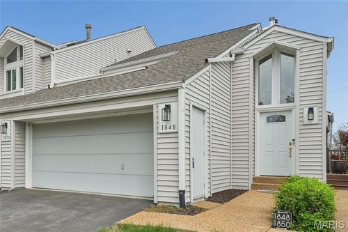 1848 Ridgeview Circle Dr, Ballwin, MO, 63021-7809 | Card Image