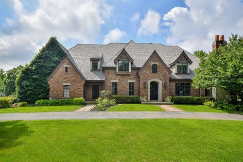 34W791 Army Trail Rd, Wayne, IL, 60184-2081 | Card Image