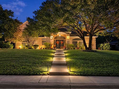 605 Edgewood Lane, Ovilla, TX, 75154 | Card Image