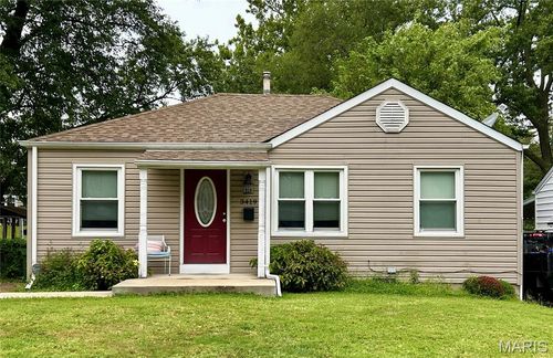 3419 Saint Martin Ln, Saint Ann, MO, 63074-2610 | Card Image
