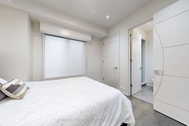 301 Jedburgh Rd, House other with 5 bedrooms, 4 bathrooms and 2 parking in Toronto ON | Image 17
