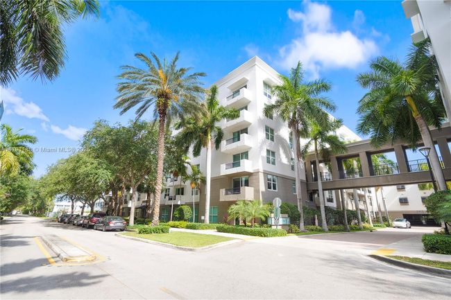 APT-603 - 2401 Ne 65 Th St, Condo with 3 bedrooms, 2 bathrooms and null parking in Fort Lauderdale FL | Image 37