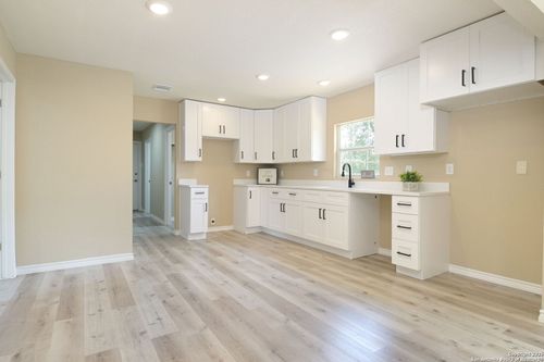 778 F St, San Antonio, TX, 78220-4118 | Card Image