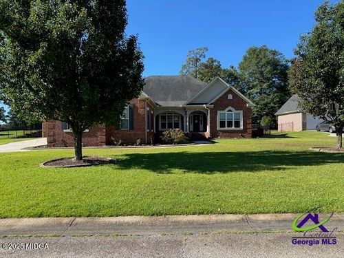 110 Hampton Pt, Warner Robins, GA, 31088-7560 | Card Image