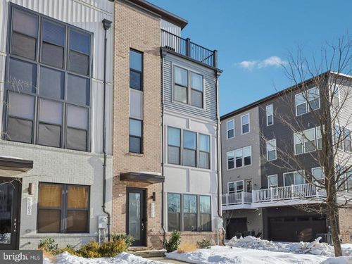 5601 Hyattsville Dr, HYATTSVILLE, MD, 20782-2638 | Card Image