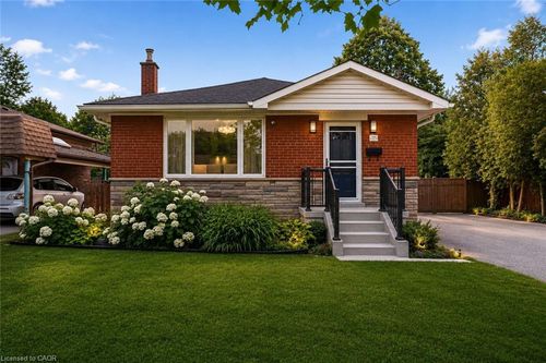 715 Drury Lane, Burlington, ON, L7R2X9 | Card Image