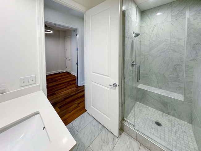 APT-707 - 717 S Riverside Dr, Condo with 2 bedrooms, 2 bathrooms and null parking in Memphis TN | Image 17