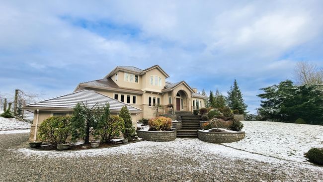 8455 Grand View Drive, House other with 6 bedrooms, 4 bathrooms and 3 parking in Chilliwack BC | Image 1