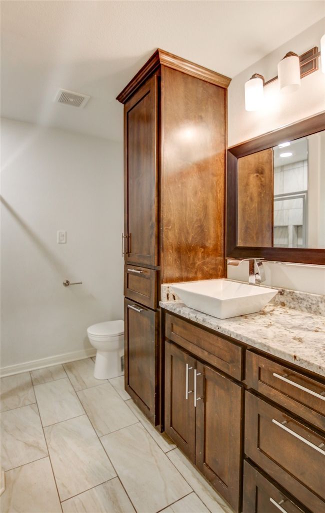 504 Johnson St, House other with 3 bedrooms, 2 bathrooms and null parking in McGregor TX | Image 19