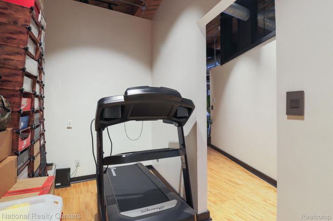 APT-29 - 200 River Place Dr, Condo with 2 bedrooms, 3 bathrooms and null parking in Detroit MI | Image 10