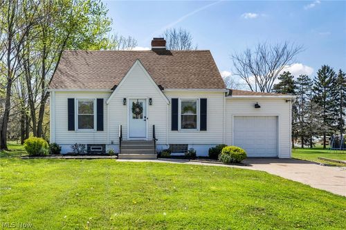 375 Hillside Rd, Seven Hills, OH, 44131-4408 | Card Image