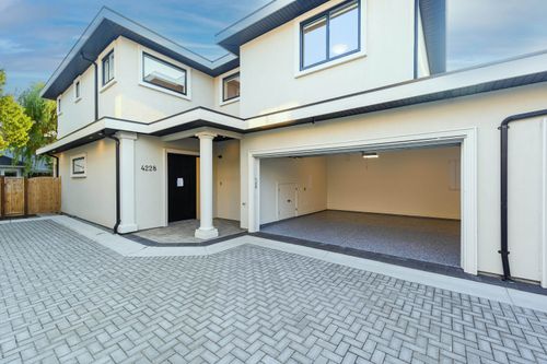 4246 Williams Rd, Richmond, BC, V7E1J9 | Card Image