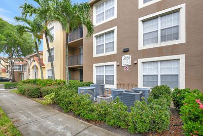 204 - 15065 Michelangelo Boulevard, Condo with 2 bedrooms, 2 bathrooms and null parking in Delray Beach FL | Image 1