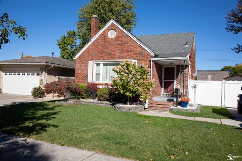 13206 Catalpa Street, Southgate, MI, 48195 | Card Image