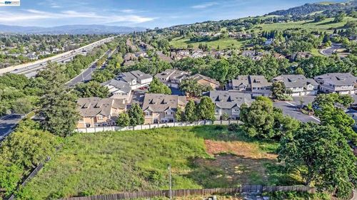 19251 San Ramon Valley Bl, San Ramon, CA, 94583 | Card Image