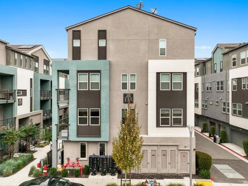581 Yale Way, San Jose, CA, 95117-3048 | Card Image