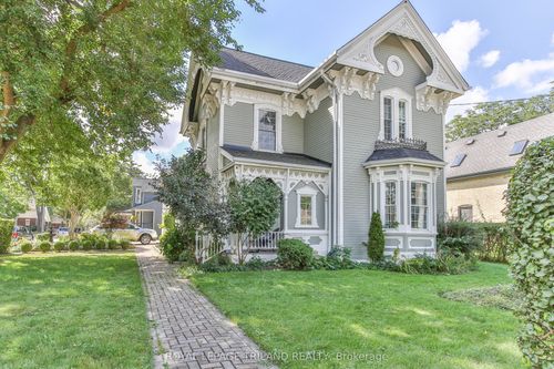 3-33 Byron Ave E, London, ON, N6C1C4 | Card Image