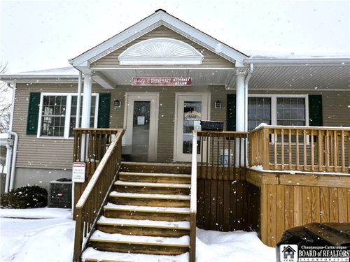 15 Dunham Ave, Jamestown, NY, 14701-2513 | Card Image