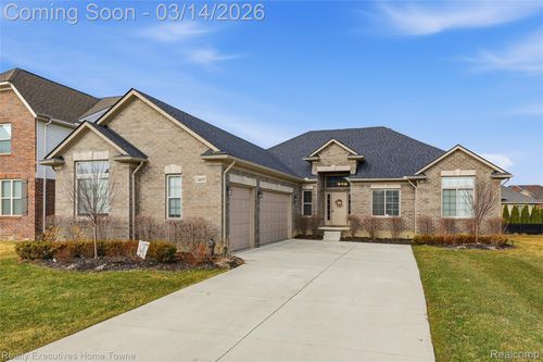 24655 Brookhurst St, Macomb, MI, 48042 | Card Image