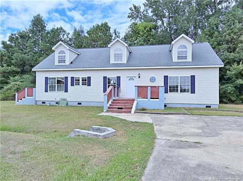 158 Acadiana Dr, Parkton, NC, 28371-9054 | Card Image