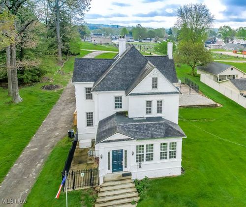 490 N Main St, Magnolia, OH, 44643-9791 | Card Image