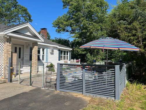 26 Riverview Cir, Wayland, MA, 01778-2920 | Card Image