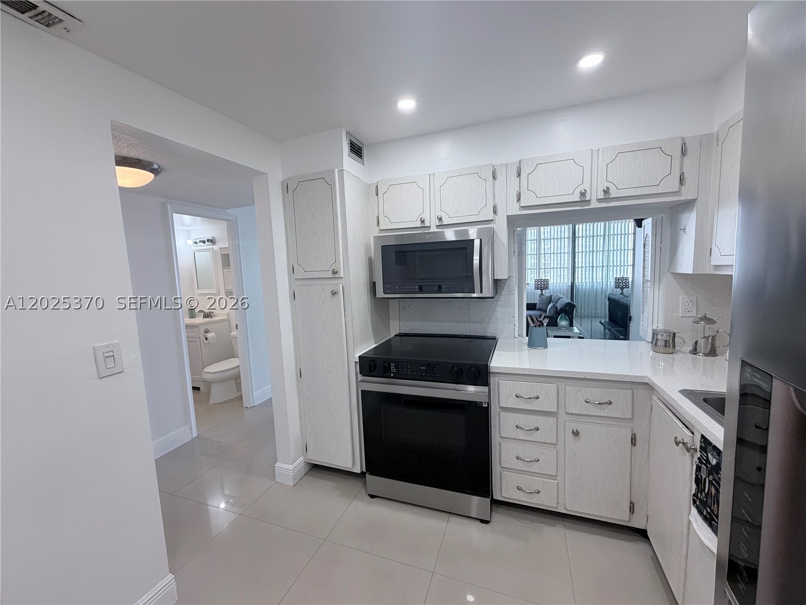 Residential Lease in Hallandale 4